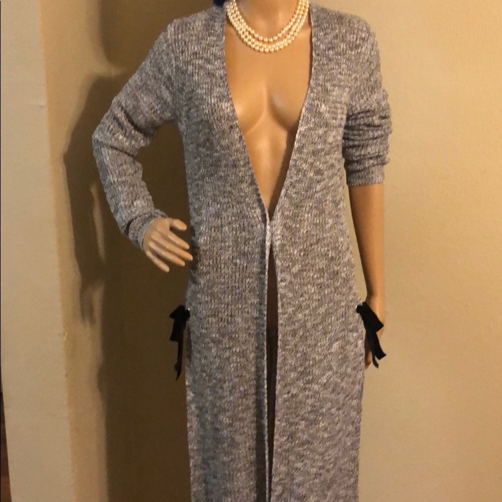 GB Duster - black and grey with  velvet bows